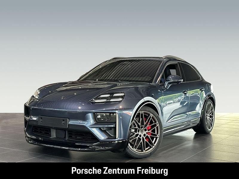Blau Neu 2025 Porsche Macan Turbo Sport SUV | 158.411 € - Bild 1/4
