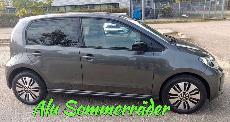 Gebraucht VW e-up! Style 61 kW (83 PS) 2022 Grau Kleinwagen