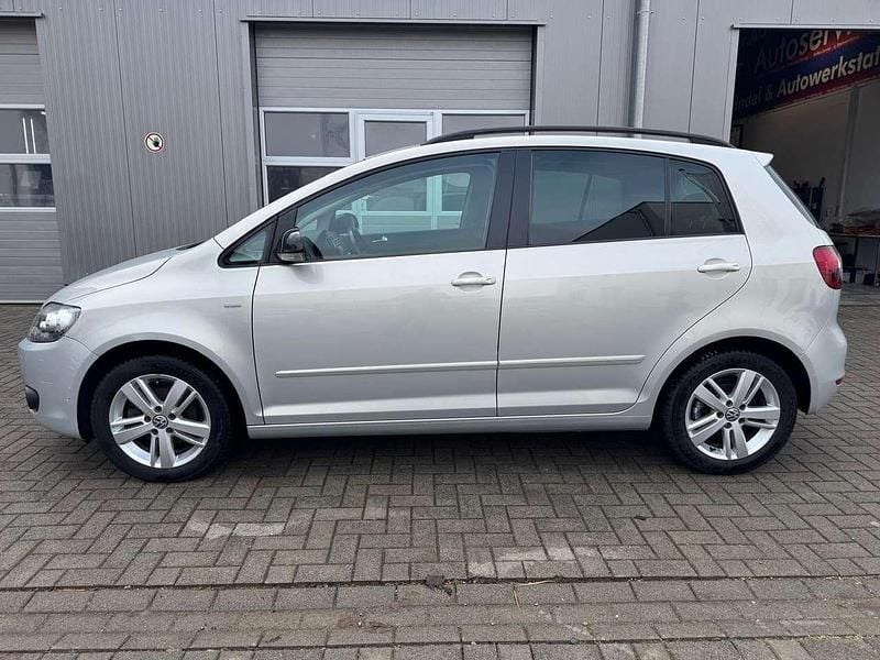 Gebraucht VW Golf VII Match 86 PS (63 kW) 2012 Silver leaf metallic Kleinwagen