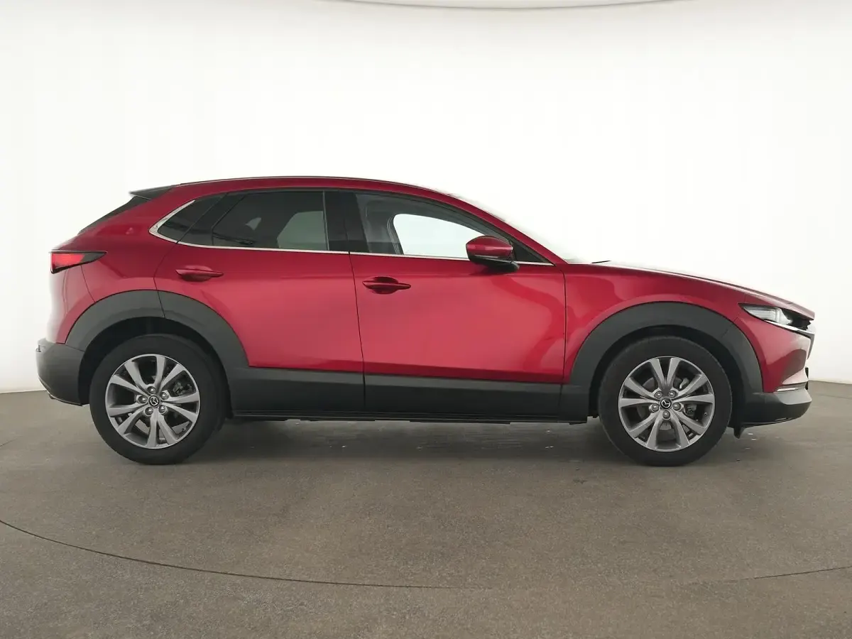 Używany Mazda CX-30 Selection 150 KM (110 kW) 2022 Czerwony SUV