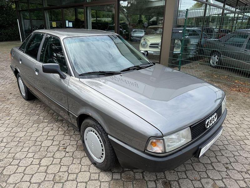 Grau Gebraucht 1986 Audi 80 Limousine | 1.250 € - Bild 1/4