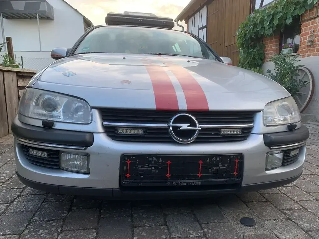 Gebraucht Opel Omega 170 PS (125 kW) 1998 Silber Limousine