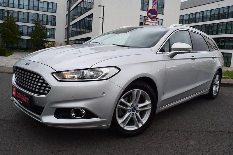 Grau Gebraucht 2015 Ford Mondeo Titanium Limousine | 8.999 € (Guter Preis) - Bild 1/4