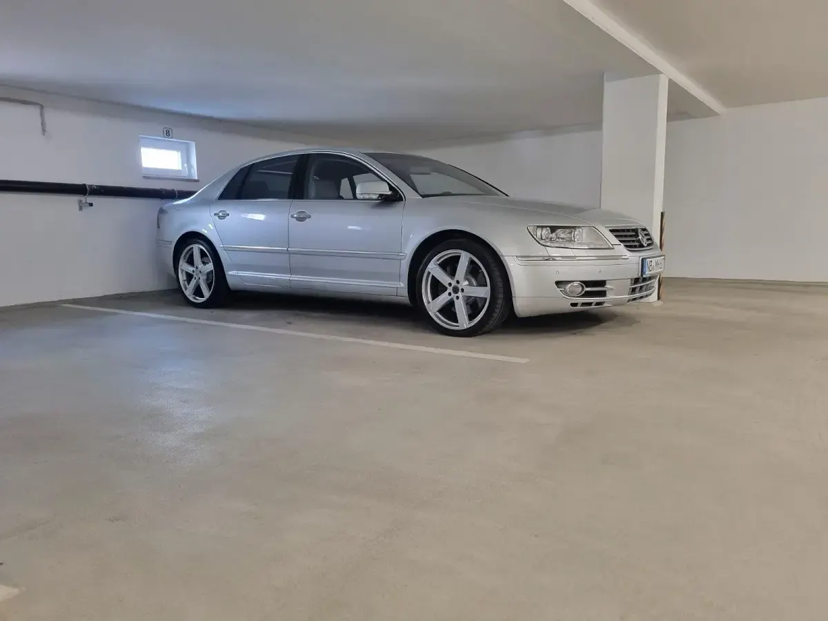 Gebraucht VW Phaeton 239 PS (175 kW) 2009 Silber Limousine