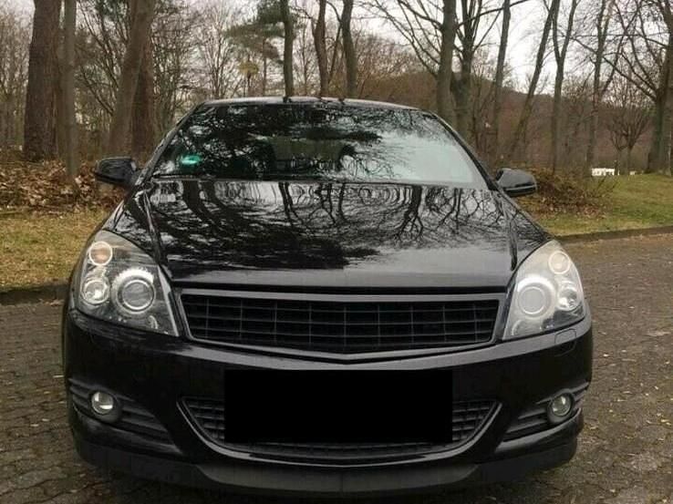 Gebraucht Opel Astra GTC 105 PS (77 kW) 2007 Schwarz Coupé