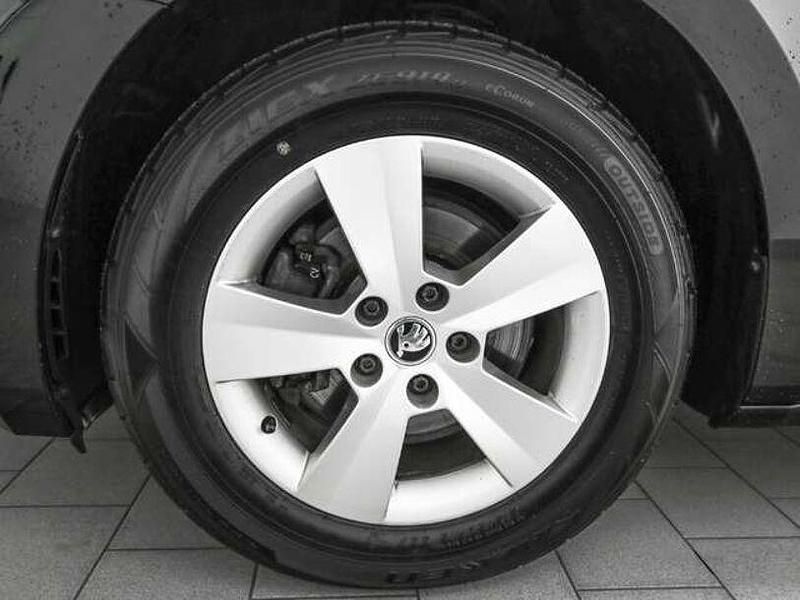 Gebraucht Skoda Superb Ambition 120 PS (88 kW) 2018 Schwarz Kombi