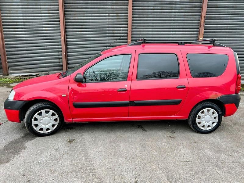 Gebraucht Dacia Logan MCV Ambiance 87 PS (63 kW) 2007 Rot Kombi