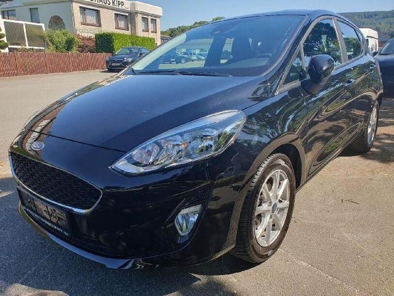 Iridiumschwarz metallic Gebraucht 2018 Ford Fiesta Cool & Connect Kleinwagen | 13.800 € (Teuer) - Bild 1/4