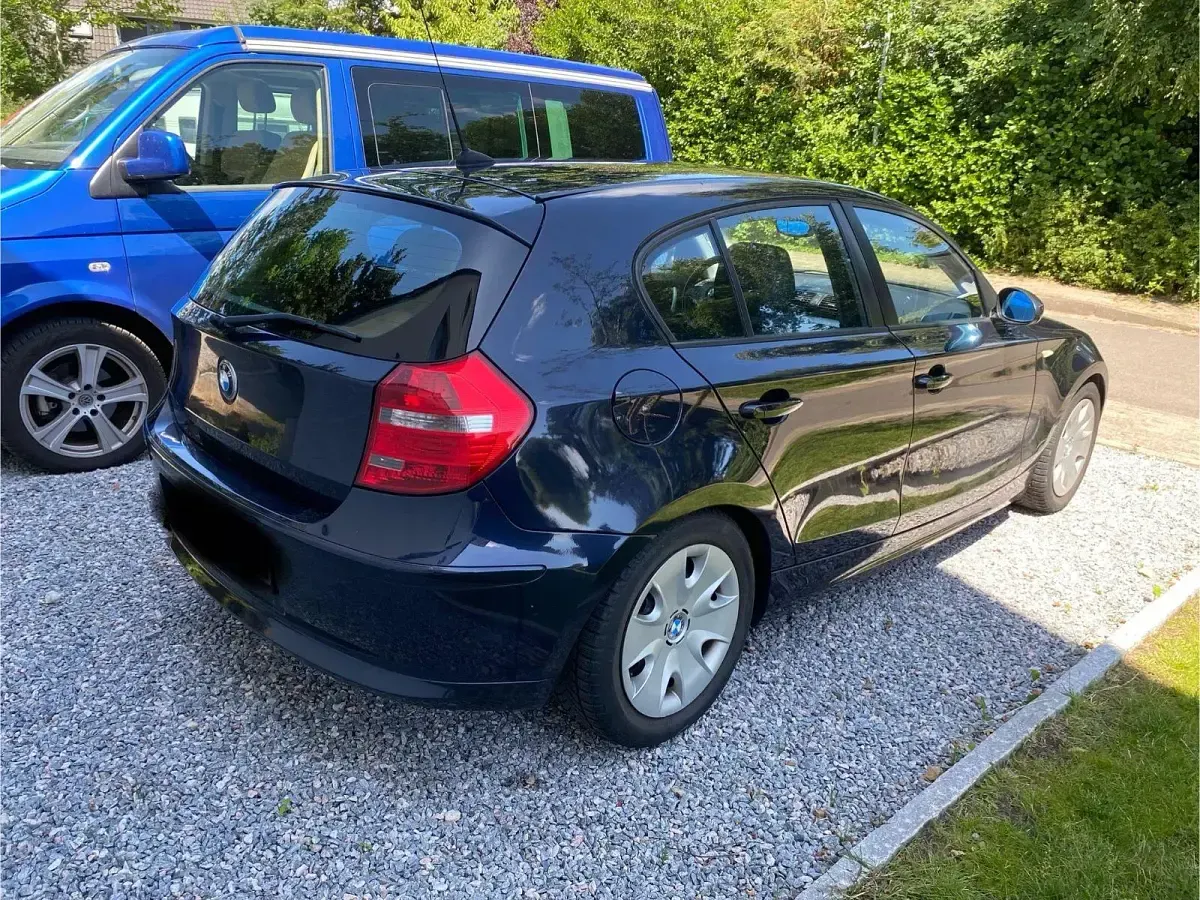 Gebraucht BMW 116 122 PS (89 kW) 2008 Blau Kleinwagen
