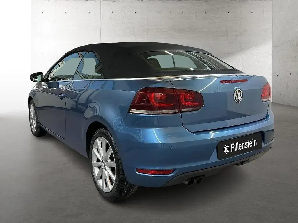 Gebraucht VW Golf Cabriolet LOUNGE 122 PS (89 kW) 2015 Blau Cabrio