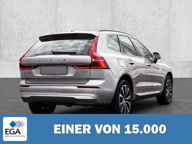 Gebraucht Volvo XC60 Core 197 PS (144 kW) 2023 Metallic SUV