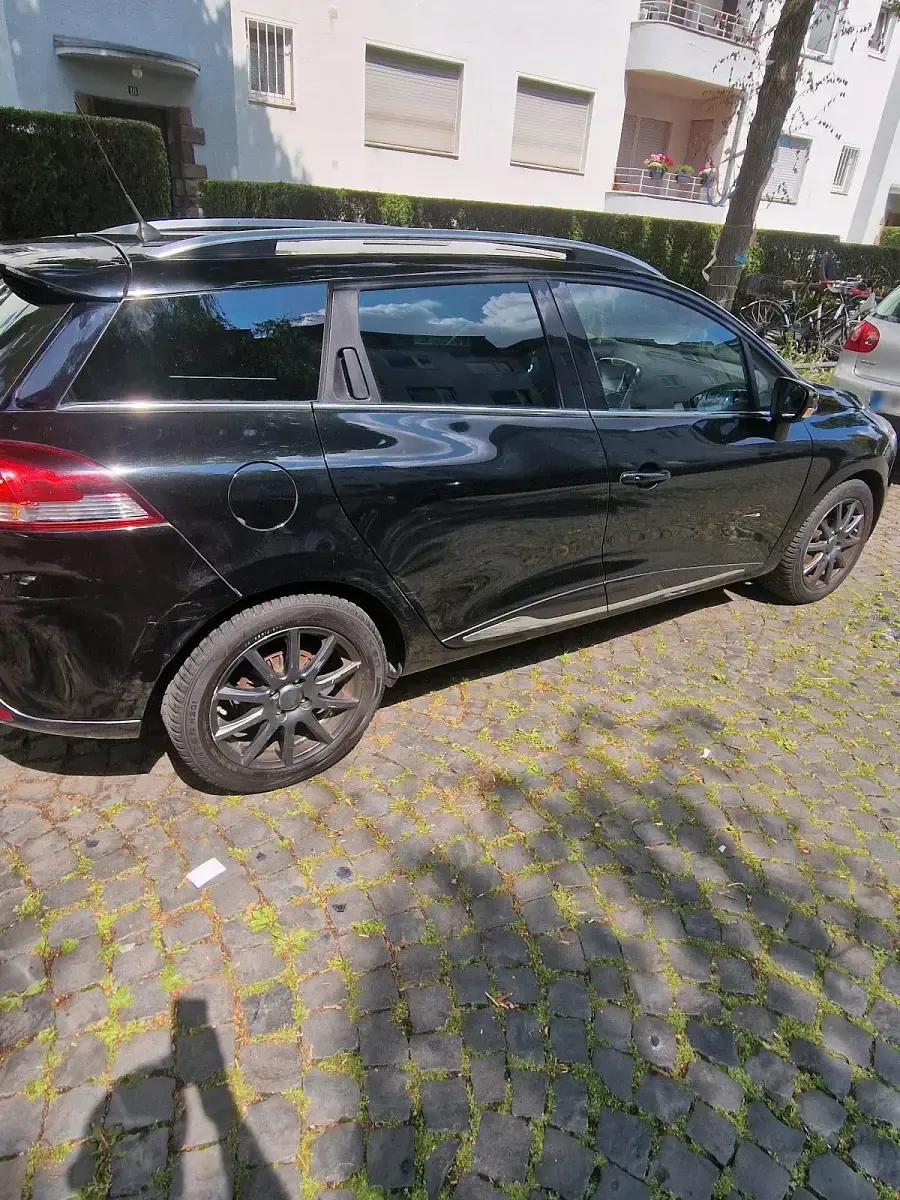 Gebraucht Renault Clio 90 PS (66 kW) 2014 Schwarz Kombi
