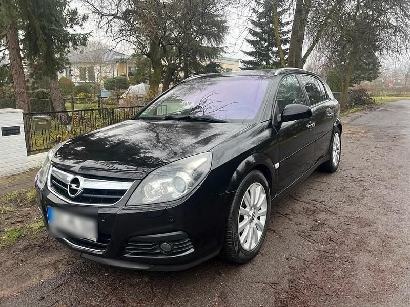 Schwarz Gebraucht 2007 Opel Signum Kleinwagen | 1.900 € (Fairer Preis) - Bild 1/4