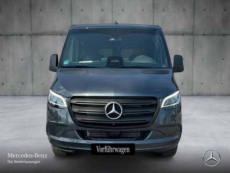 Gebraucht Mercedes Sprinter 170 PS (125 kW) 2025 Grau Van