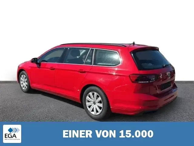 Gebraucht VW Passat Edition 122 PS (89 kW) 2023 Rot Kombi