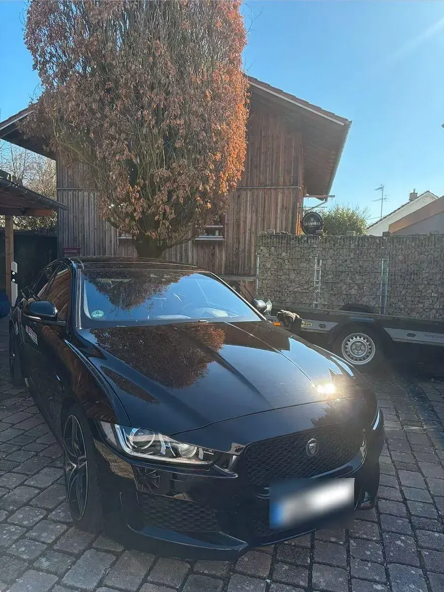 Gebraucht Jaguar XE S 340 PS (250 kW) 2016 Schwarz Limousine