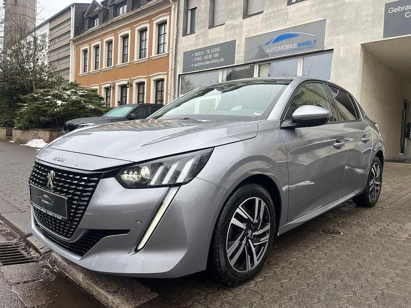 Grau Gebraucht 2020 Peugeot 208 Allure Kleinwagen | 11.000 € (Guter Preis) - Bild 1/4