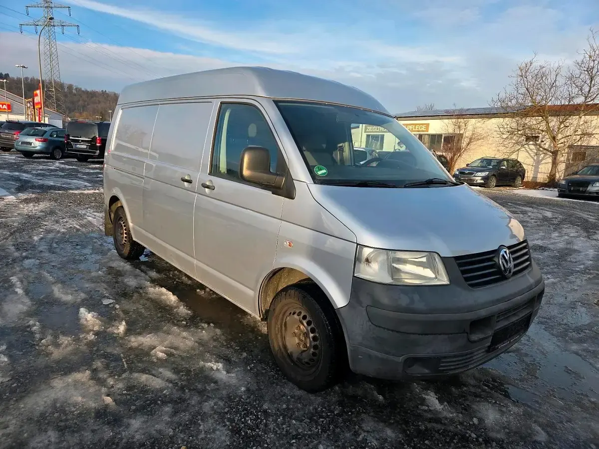 Używany VW Transporter 131 KM (96 kW) 2009 Srebrny Van
