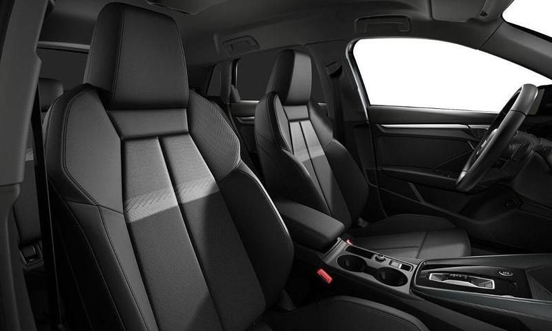 Gebraucht Audi A3 Business 116 PS (85 kW) 2025 Grau Limousine