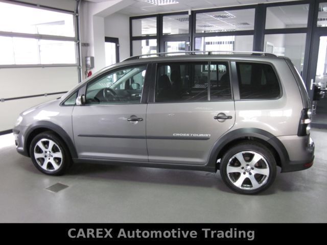 Gebraucht VW Touran Cross 170 PS (125 kW) 2008 Grau metallic Van / Kleinbus