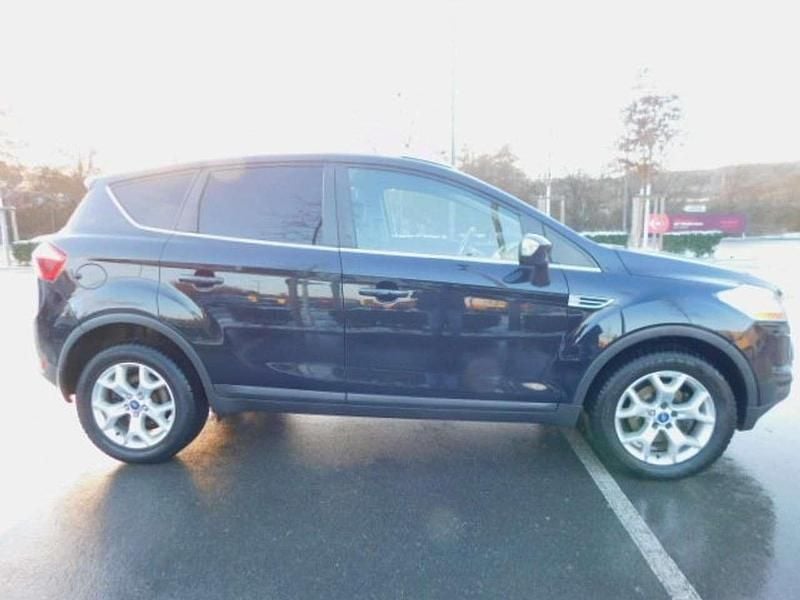 Gebraucht Ford Kuga Individual 140 PS (102 kW) 2012 Schwarz SUV
