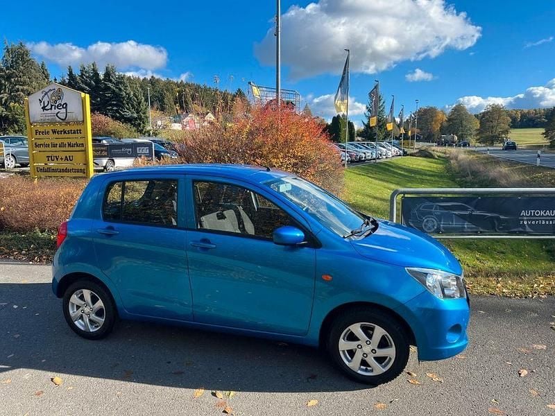 Blau Gebraucht 2018 Suzuki Celerio Club Kleinwagen | 6.995 € (Guter Preis) - Bild 1/4