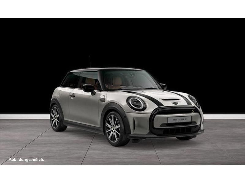 Gebraucht Mini Cooper 135 kW (184 PS) 2023 Melting silver iii (metallic) Kleinwagen
