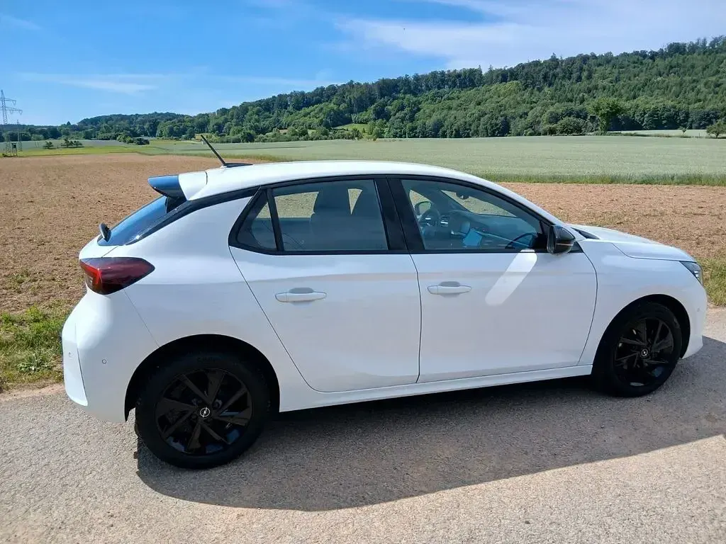 Gebraucht Opel Corsa 101 PS (74 kW) 2024 Weiß Kleinwagen