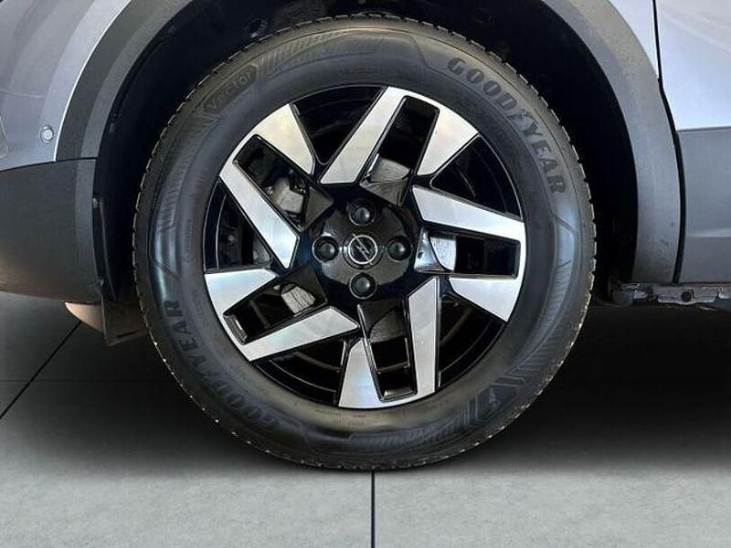 Gebraucht Opel Mokka-e Elegance 100 kW (136 PS) 2023 Kontrast grau/quarz silber SUV