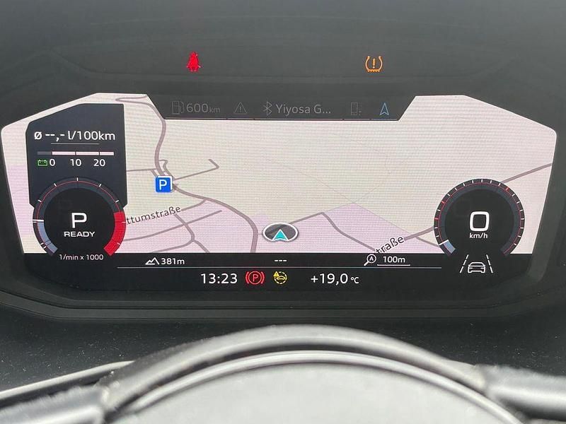 Weiß Gebraucht 2021 Audi A1 Sportback Sport Kleinwagen | 15.900 € (Guter Preis) - Bild 1/4