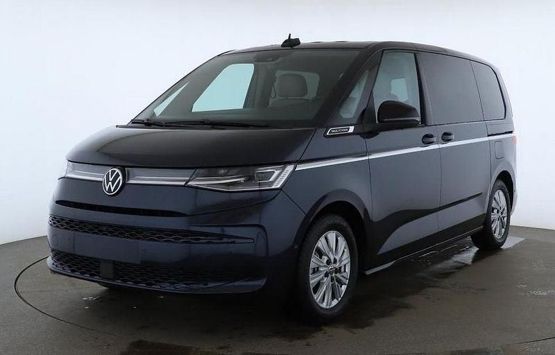 Gebraucht VW Multivan Style 245 PS (180 kW) 2025 Blau Van