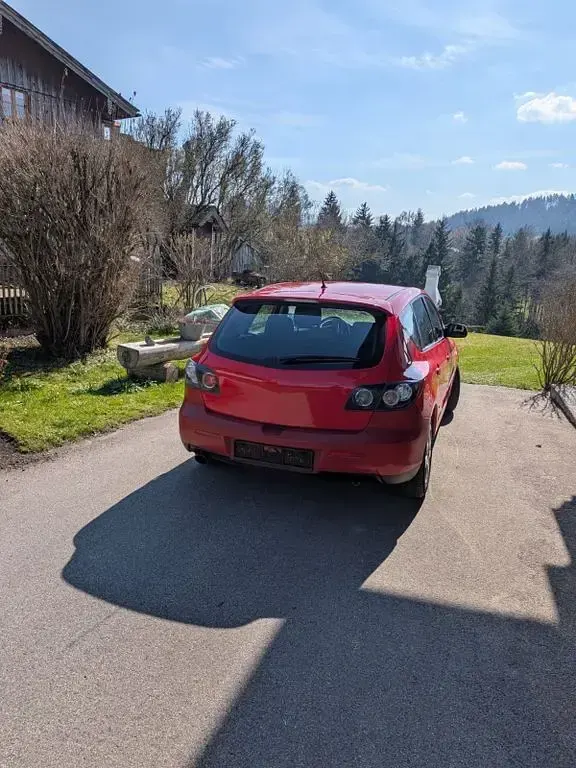 Gebraucht Mazda 3 105 PS (77 kW) 2008 Rot Limousine