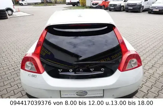 Gebraucht Volvo C30 Kinetic 215 PS (158 kW) 2009 Weiß Kleinwagen