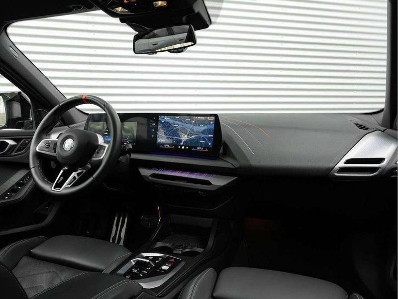 Gebraucht BMW 135 300 PS (220 kW) 2025 Skyscraper grey metallic Kleinwagen