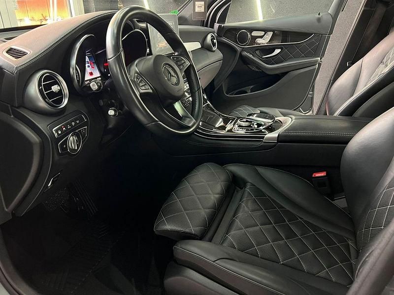 Gebraucht Mercedes GLC250 204 PS (150 kW) 2018 Grau Coupé