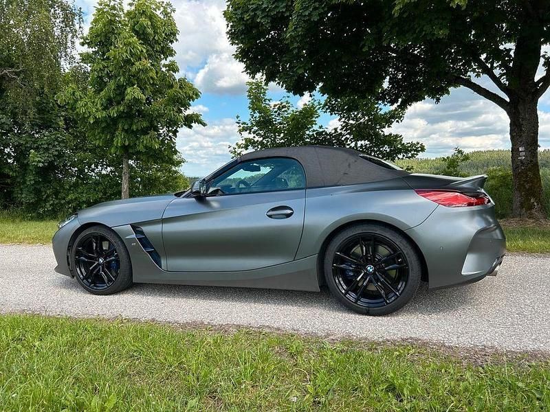 Grau Gebraucht 2019 BMW Z4 M Sport Cabrio | 39.500 € (Teuer) - Bild 1/4