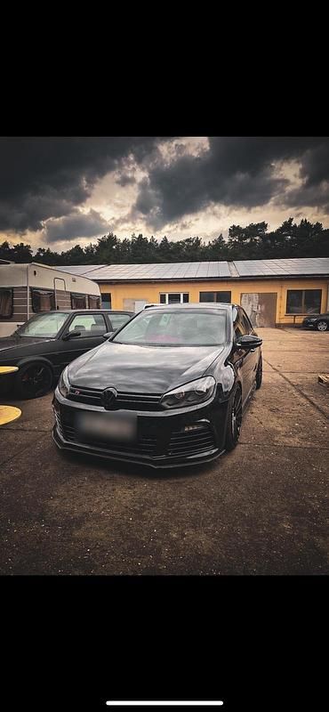 Schwarz Gebraucht 2011 VW Golf VI R Kleinwagen | 19.000 € - Bild 1/4