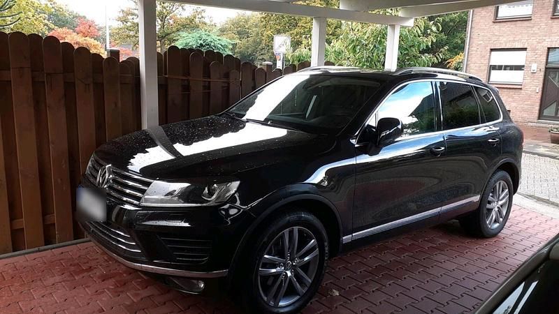 Gebraucht VW Touareg 262 PS (192 kW) 2016 Schwarz SUV