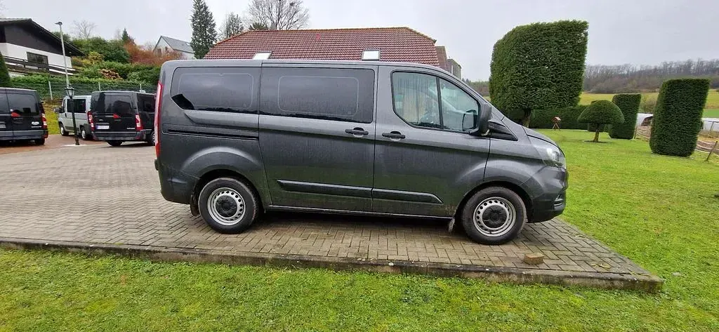 Usata Ford Transit Custom 131 CV (96 kW) 2018 Grigio Monovolume
