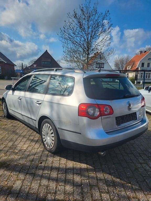 Gebraucht VW Passat Trendline 102 PS (75 kW) 2008 Silber Kombi