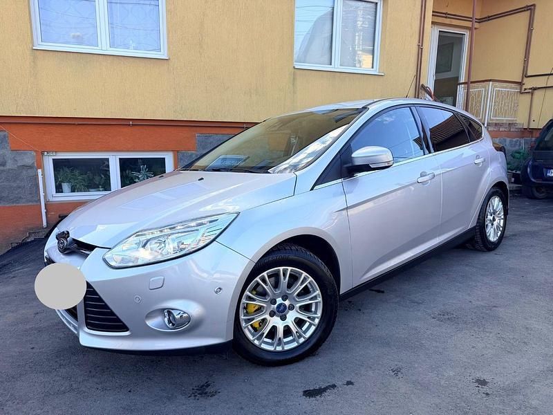 Brugt Ford Focus Titanium 150 HK (110 kW) 2011 Sølv Hatchback