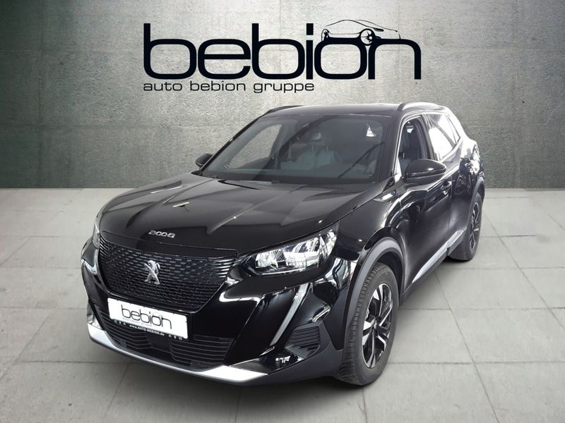 Perla nera schwarz Gebraucht 2023 Peugeot e-2008 Allure SUV | 19.900 € (Superpreis) - Bild 1/4