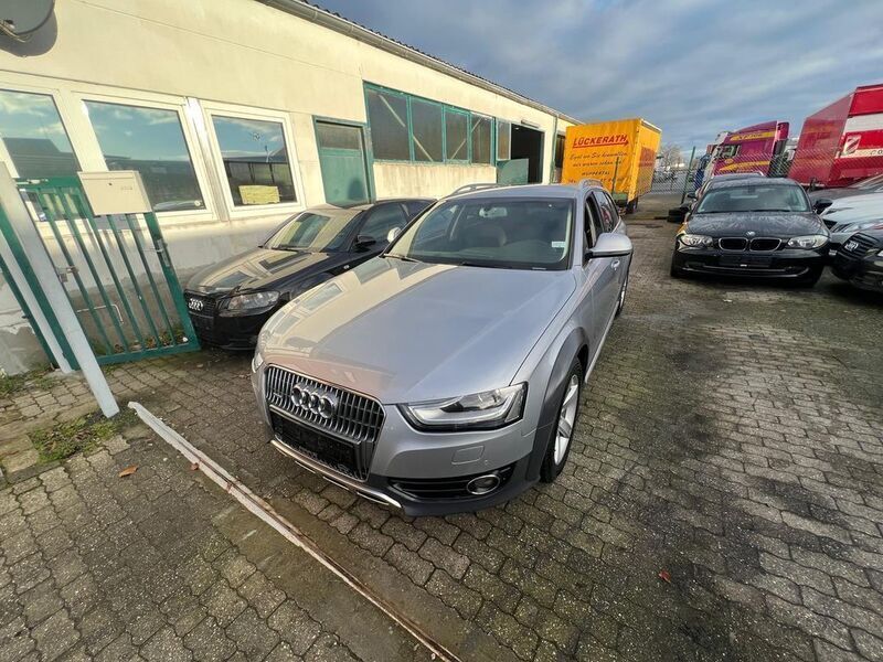 Silber Gebraucht 2015 Audi A4 Allroad Kombi | 12.600 € (Guter Preis) - Bild 1/4