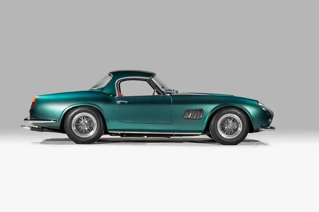 Gebraucht Ferrari California 1963 Grün Cabrio