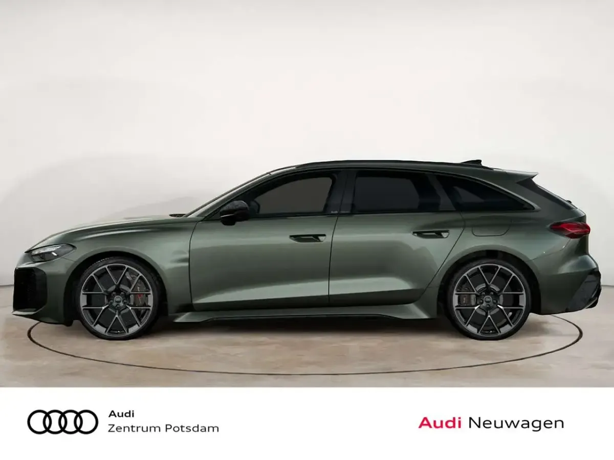 Neu Audi RS5 639 PS (469 kW) 2026 Bedfordgrün Kombi