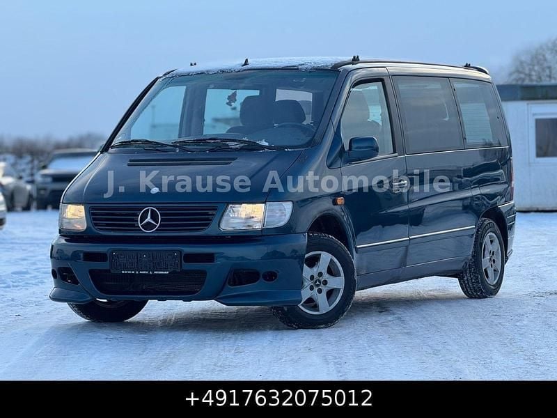 Gebraucht Mercedes V220 122 PS (89 kW) 2003 Blau Van / Kleinbus