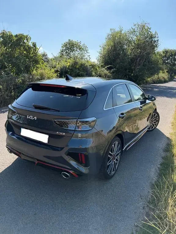Gebraucht Kia Ceed GT GT 204 PS (150 kW) 2024 Grau Limousine