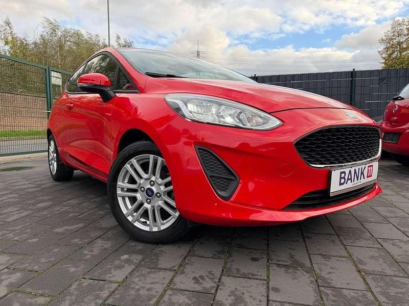 Race red Gebraucht 2021 Ford Fiesta Kleinwagen | 8.990 € (Superpreis) - Bild 1/3