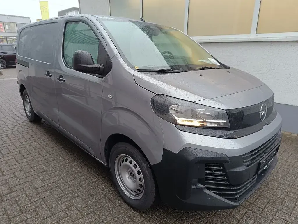 Neu Opel Vivaro-e Combi 120 PS (88 kW) 2025 Grau Van / Kleinbus