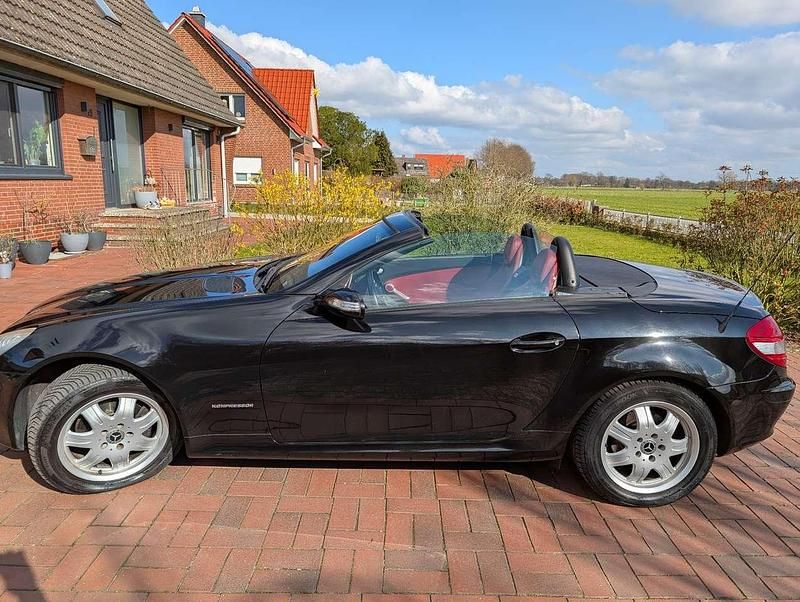 Gebraucht Mercedes SLK200 163 PS (119 kW) 2004 Schwarz Cabrio